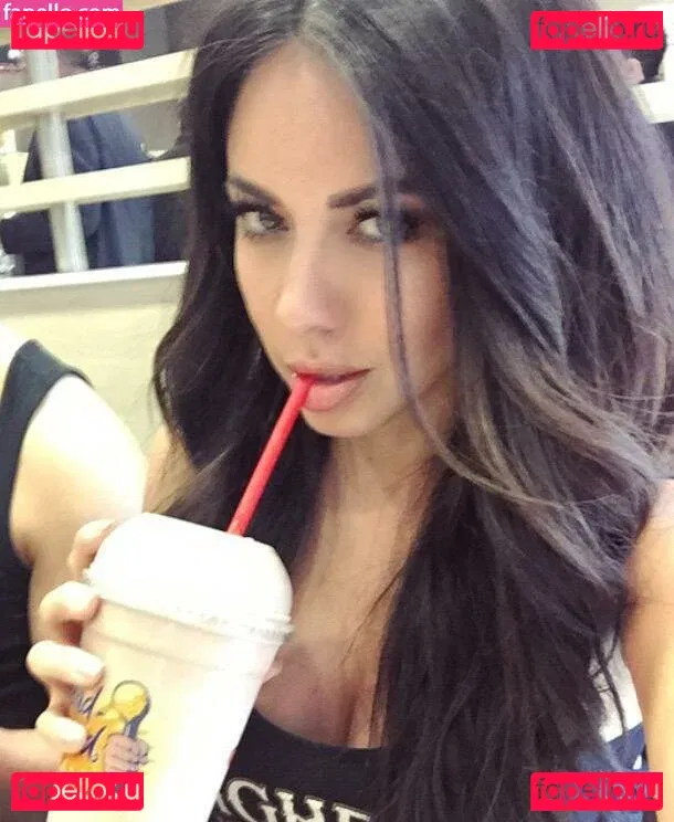 Ximena Saenz Onlyfans Photo Gallery 