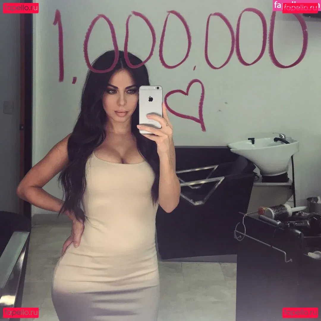 Ximena Saenz Onlyfans Photo Gallery 