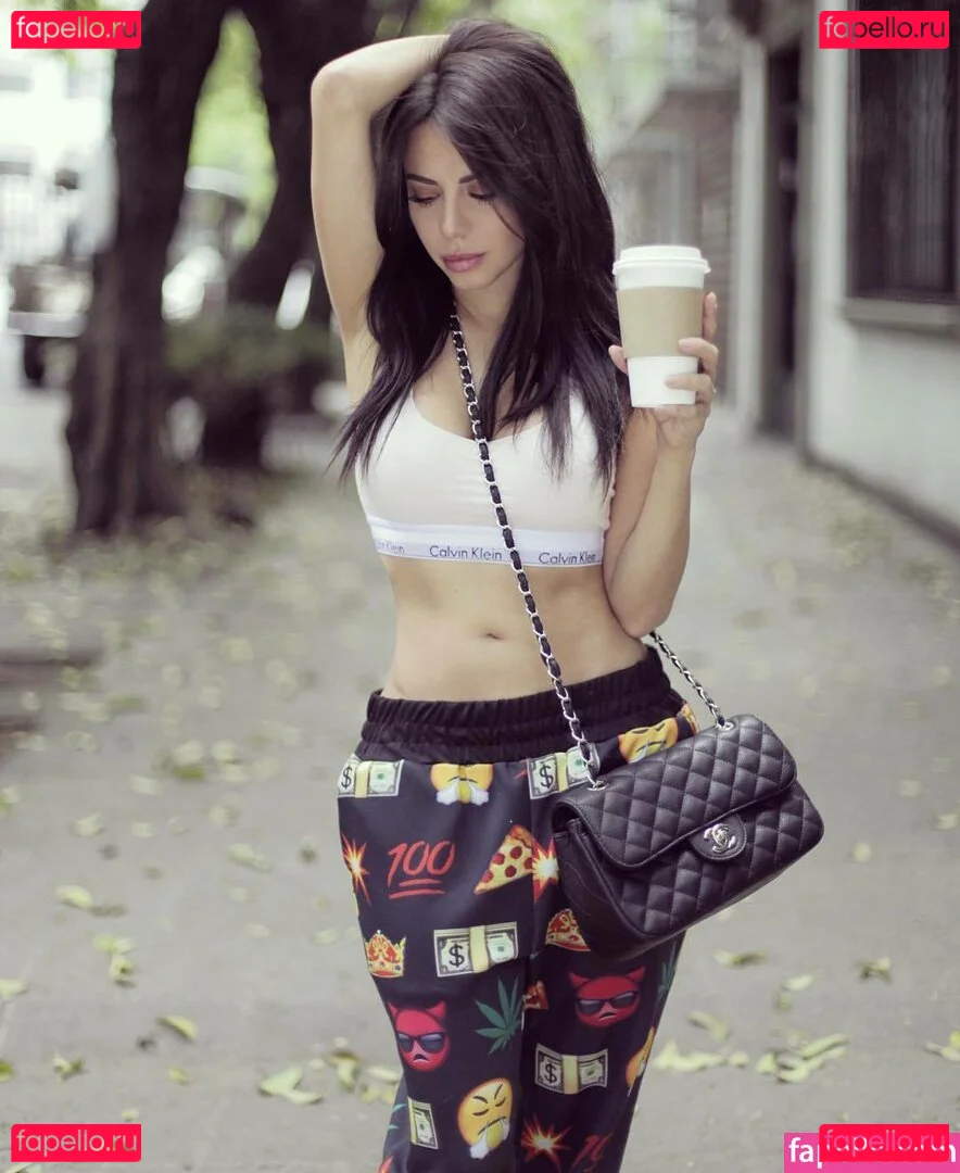 Ximena Saenz Onlyfans Photo Gallery 