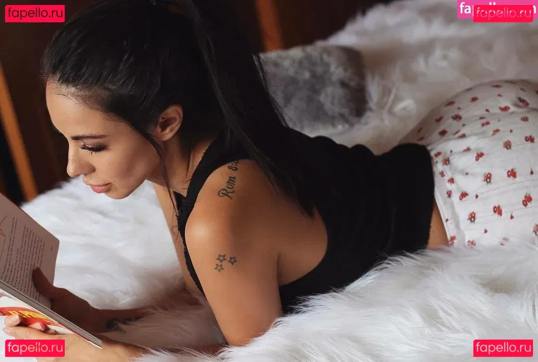 Ximena Saenz Onlyfans Photo Gallery 