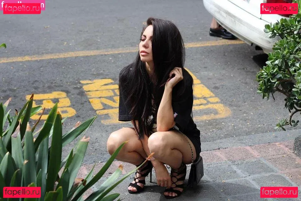 Ximena Saenz Onlyfans Photo Gallery 