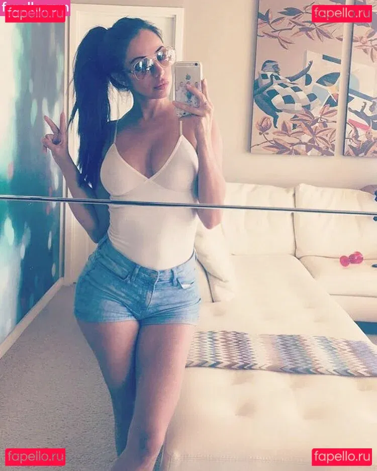 Ximena Saenz Onlyfans Photo Gallery 