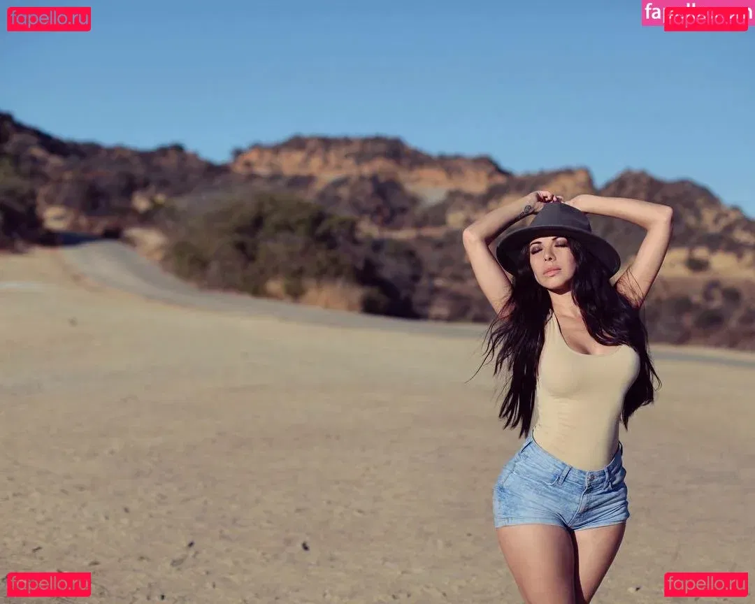 Ximena Saenz Onlyfans Photo Gallery 