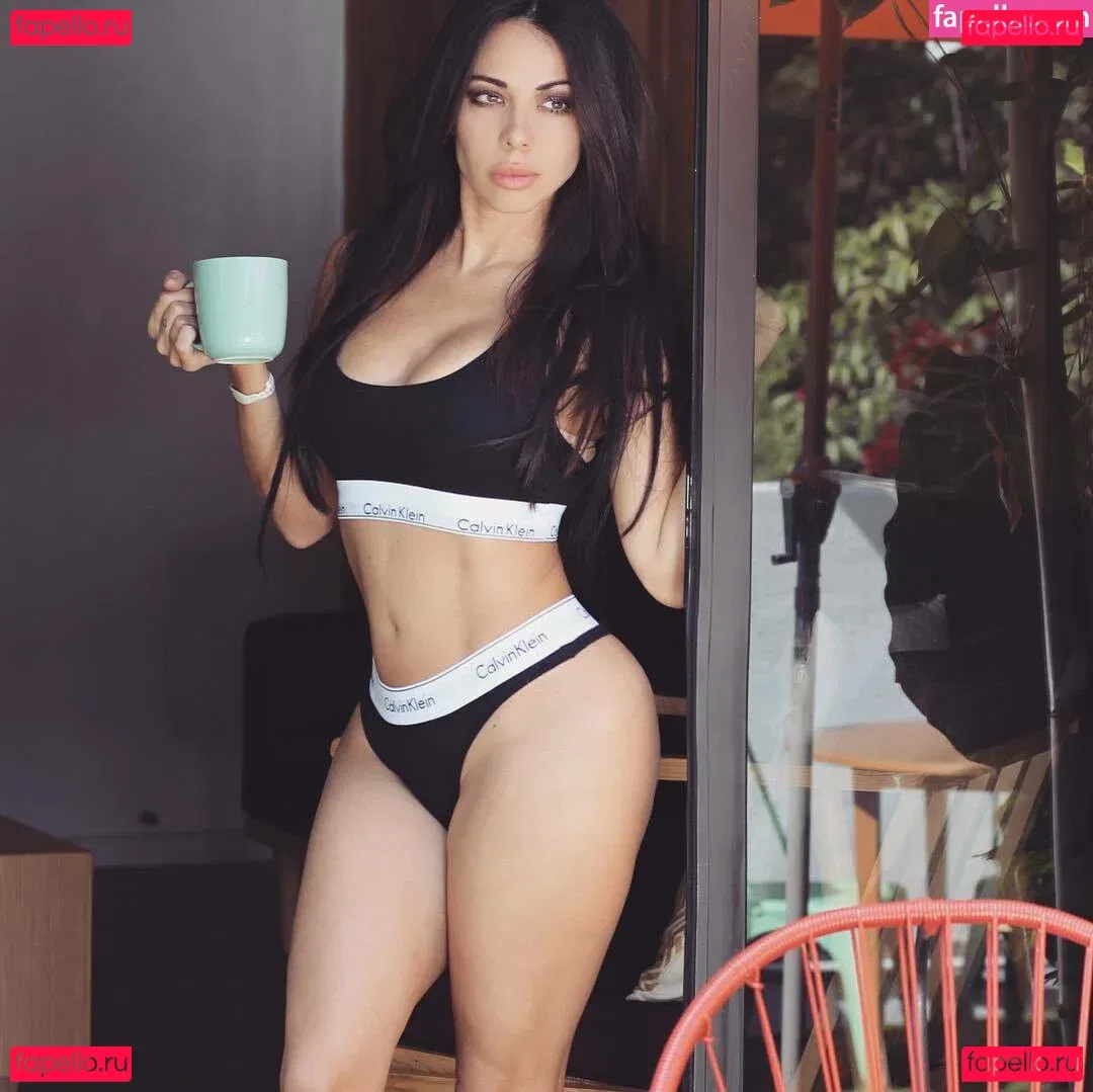 Ximena Saenz Onlyfans Photo Gallery 