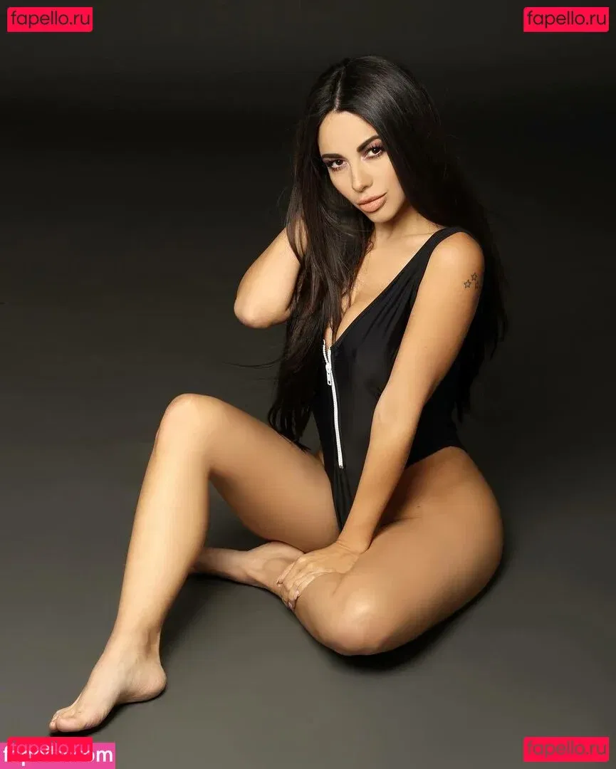 Ximena Saenz Onlyfans Photo Gallery 