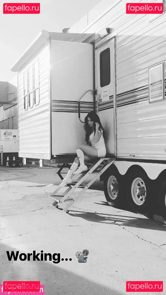 Ximena Saenz Onlyfans Photo Gallery 