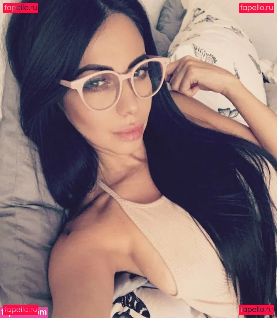 Ximena Saenz Onlyfans Photo Gallery 