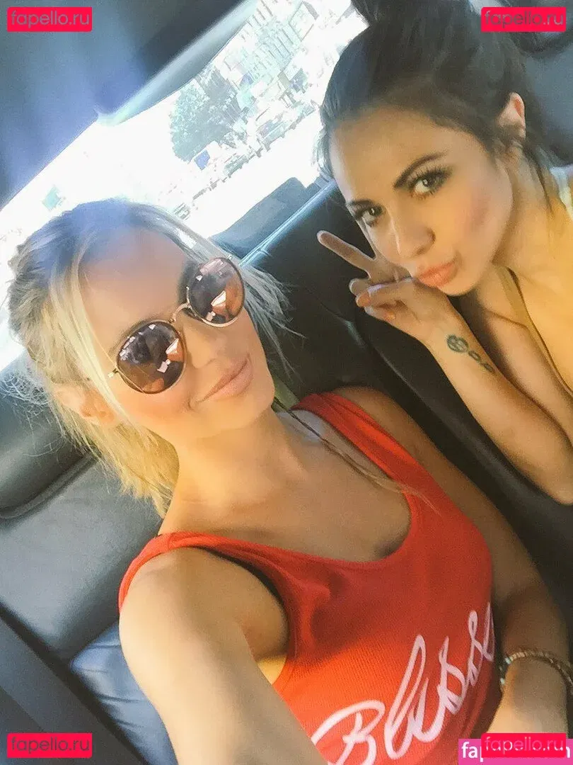 Ximena Saenz Onlyfans Photo Gallery 