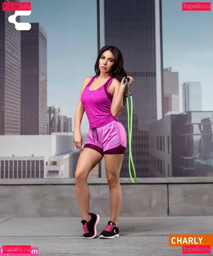 Ximena Saenz Onlyfans Photo Gallery 