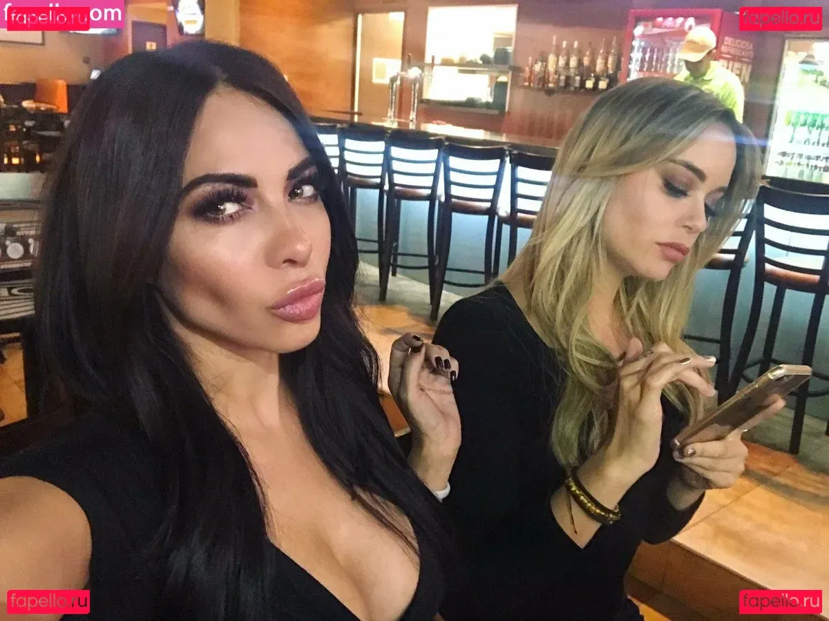 Ximena Saenz Onlyfans Photo Gallery 