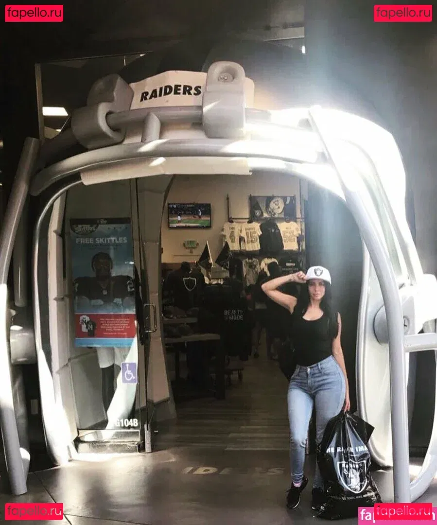 Ximena Saenz Onlyfans Photo Gallery 