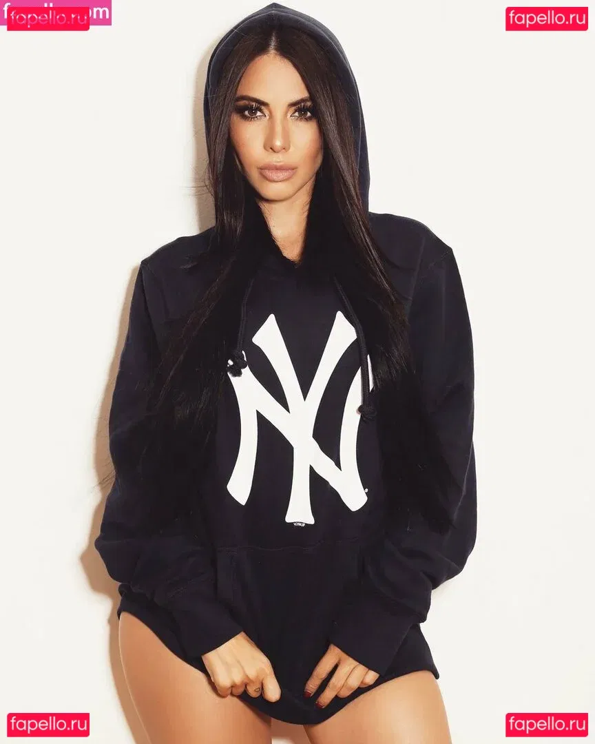 Ximena Saenz Onlyfans Photo Gallery 