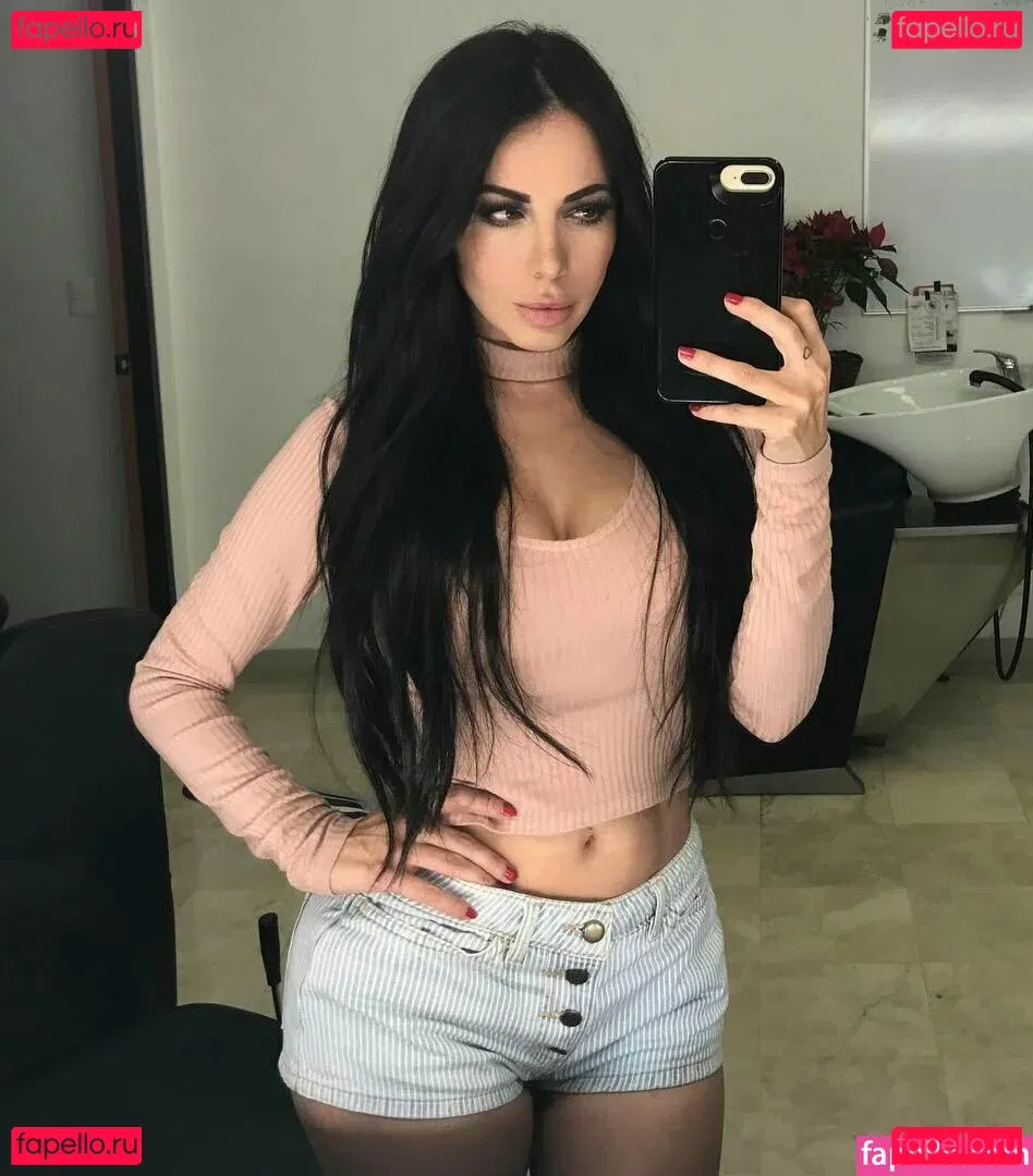 Ximena Saenz Onlyfans Photo Gallery 
