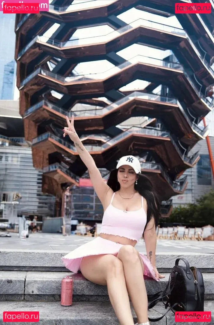 Ximena Saenz Onlyfans Photo Gallery 