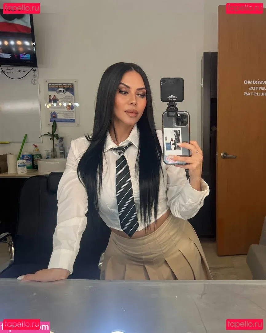 Ximena Saenz Onlyfans Photo Gallery 