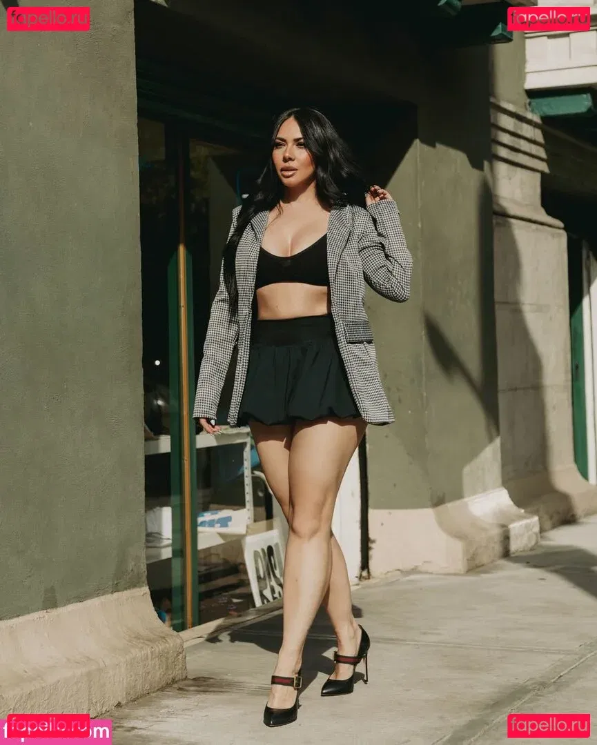 Ximena Saenz Onlyfans Photo Gallery 