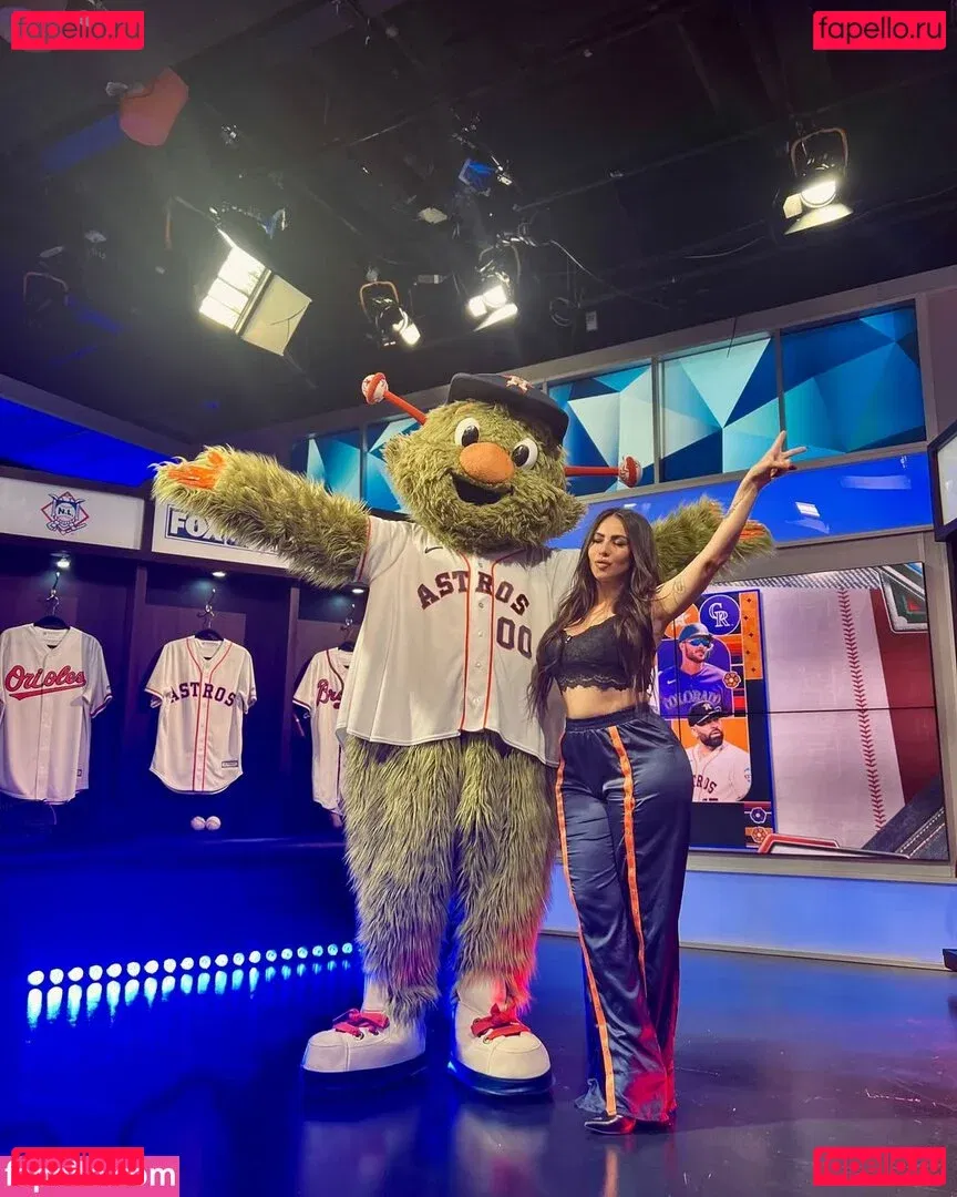 Ximena Saenz Onlyfans Photo Gallery 