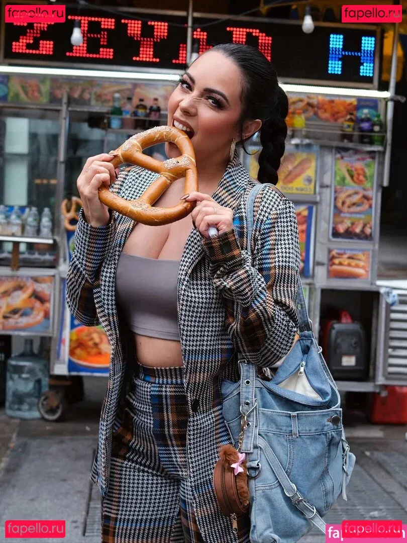 Ximena Saenz Onlyfans Photo Gallery 