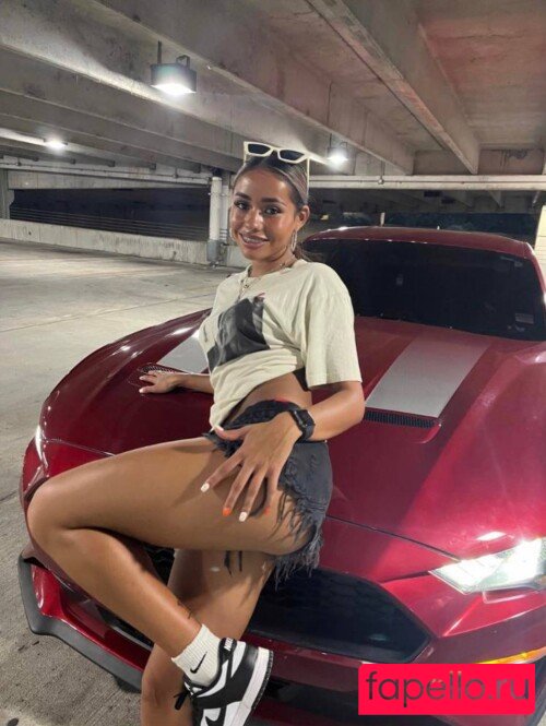 Ximena Saenz Onlyfans Photo Gallery 