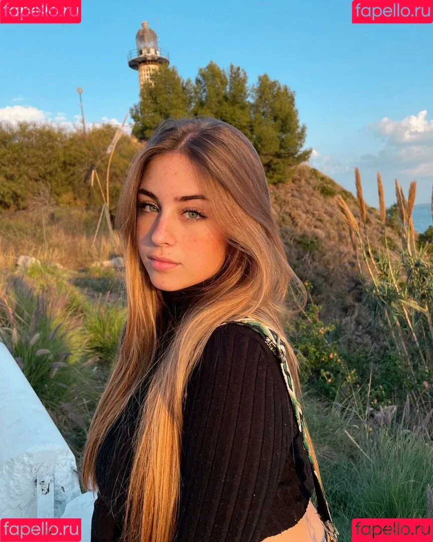 María Moreno Onlyfans Photo Gallery 
