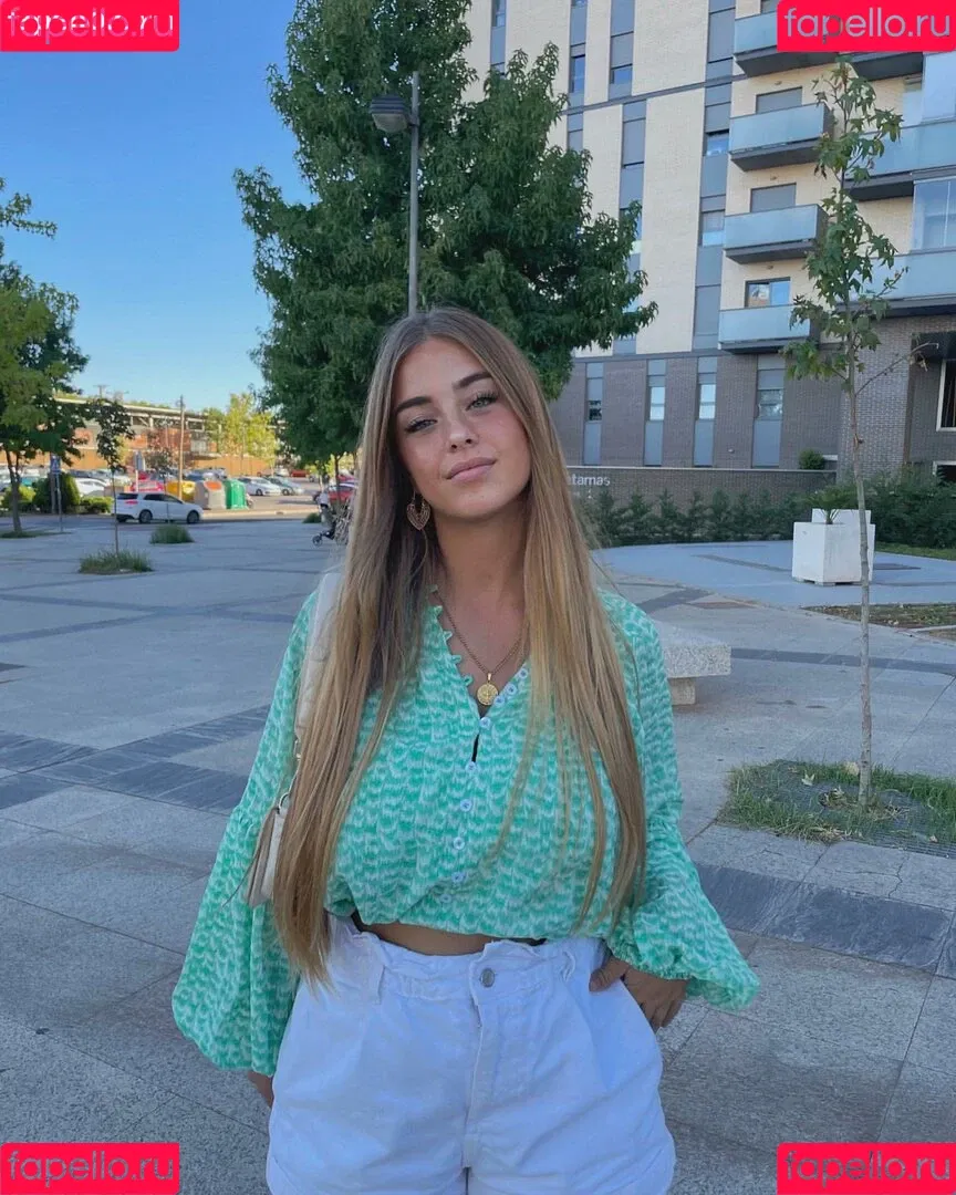 María Moreno Onlyfans Photo Gallery 