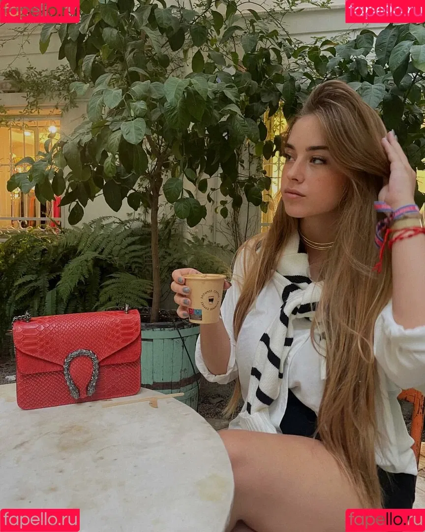 María Moreno Onlyfans Photo Gallery 