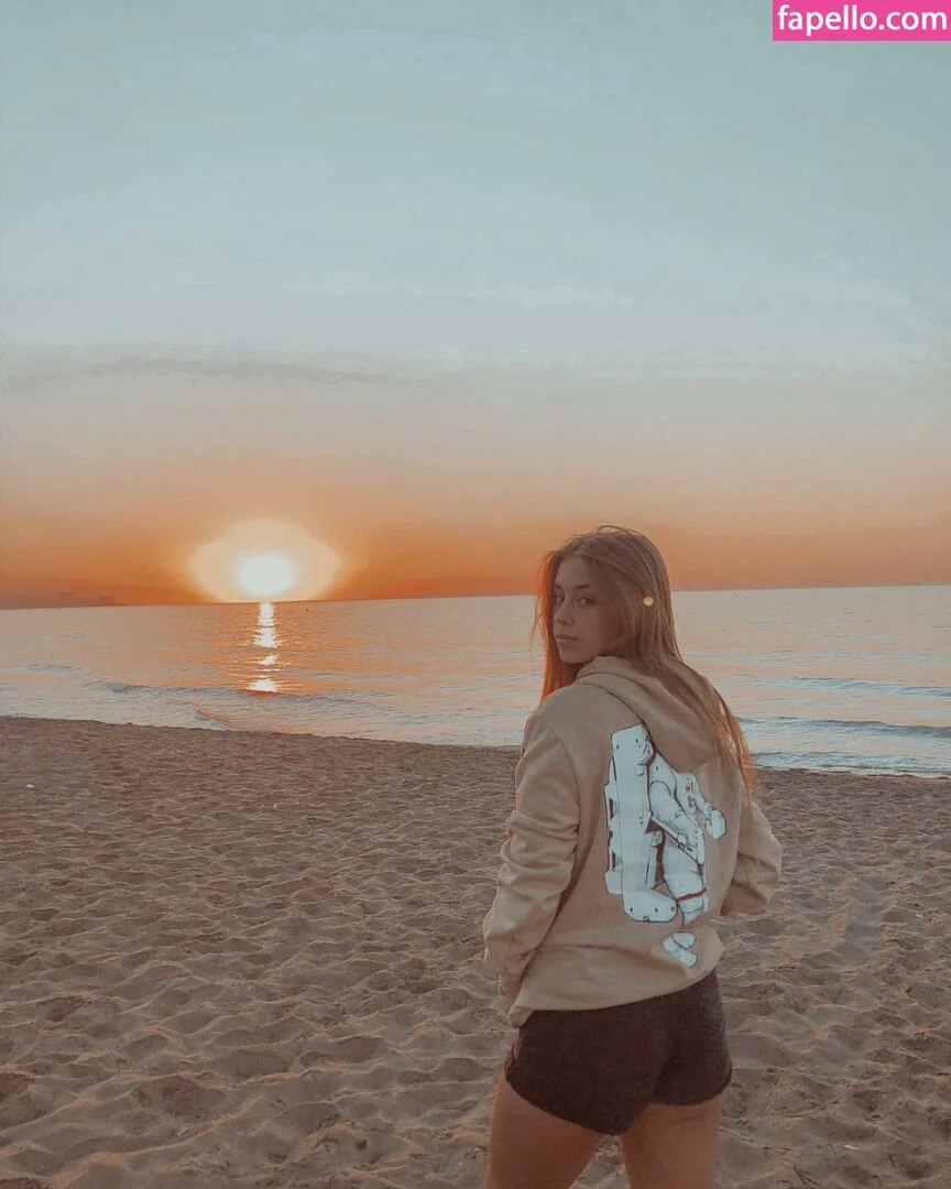 María Moreno Onlyfans Photo Gallery 