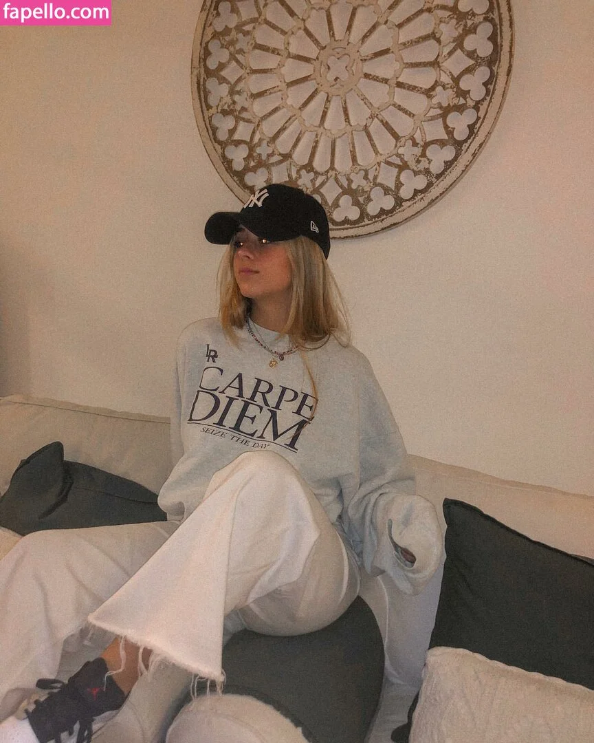 María Moreno Onlyfans Photo Gallery 