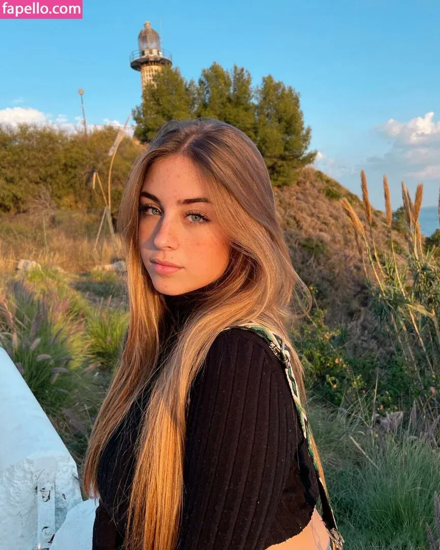 María Moreno Onlyfans Photo Gallery 