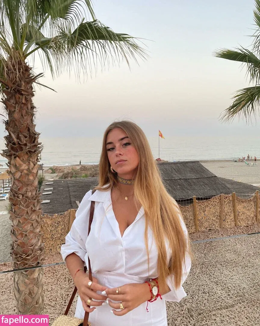 María Moreno Onlyfans Photo Gallery 