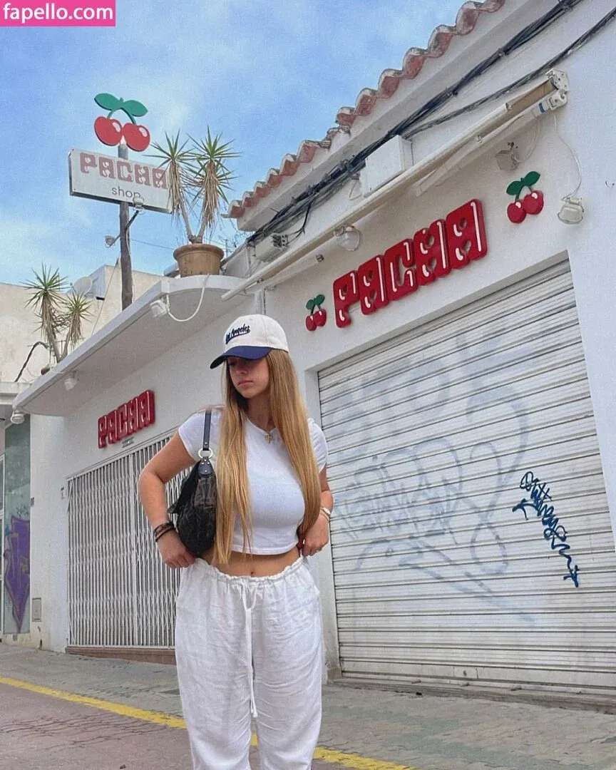 María Moreno Onlyfans Photo Gallery 