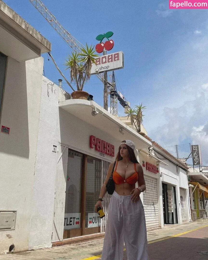 María Moreno Onlyfans Photo Gallery 