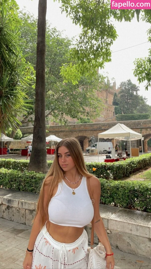 María Moreno Onlyfans Photo Gallery 