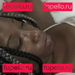 nellycantsay Onlyfans Photo Gallery 