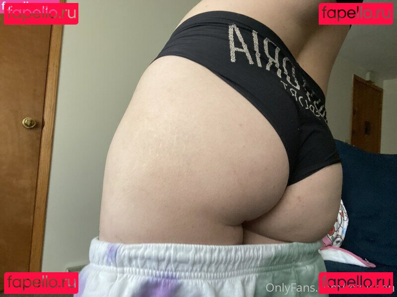 tattoosnwaifus Nude Onlyfans Photo 15