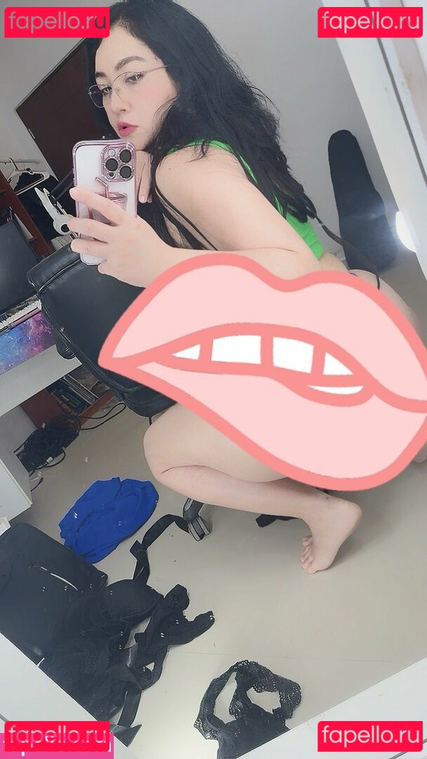 Virydinthemirror Nude Onlyfans Photo 6