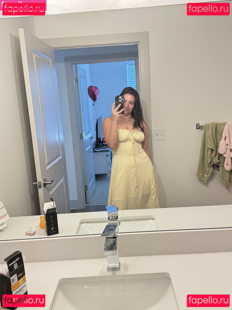 Yourexwifesplaylist Nude Onlyfans Photo 16