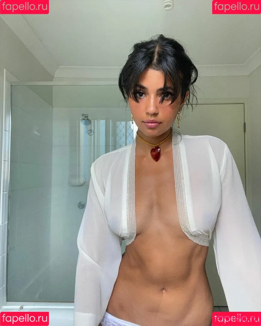 Ambraguiotto Onlyfans Photo Gallery 