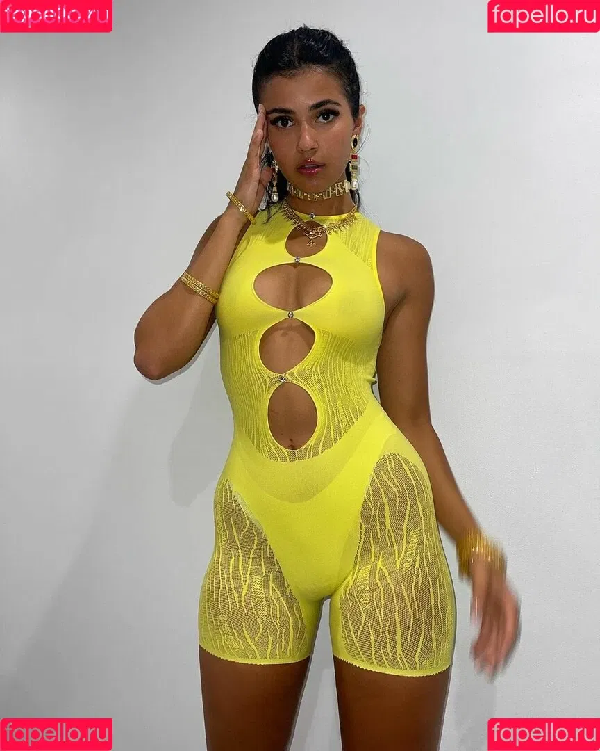 Ambraguiotto Onlyfans Photo Gallery 