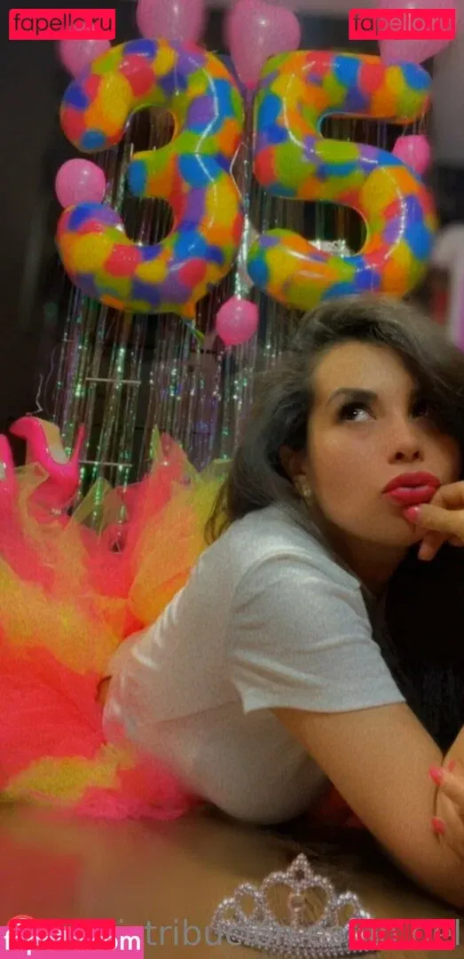 iamfey Onlyfans Photo Gallery 