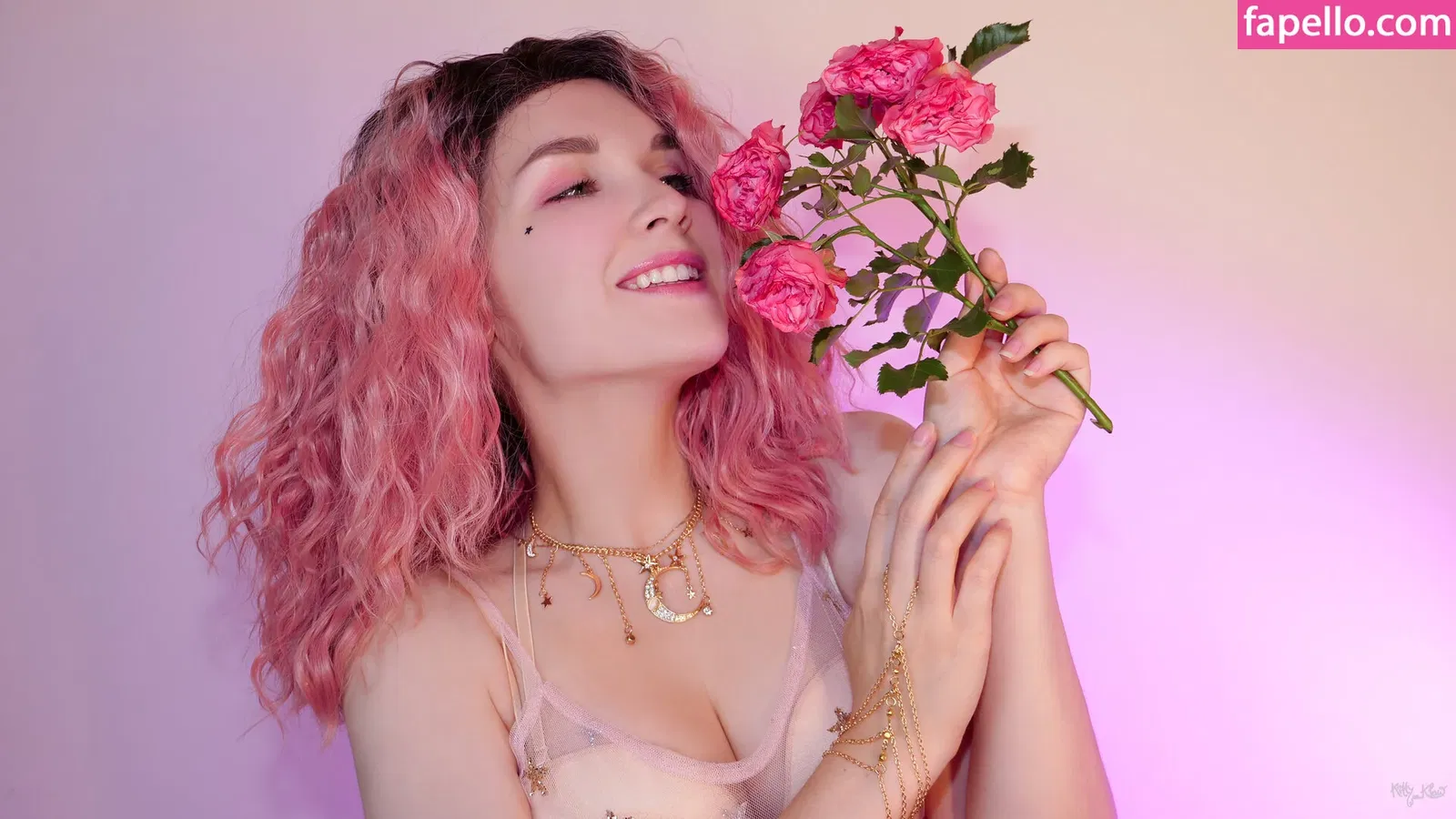 KittyKlaw ASMR Onlyfans Photo Gallery 