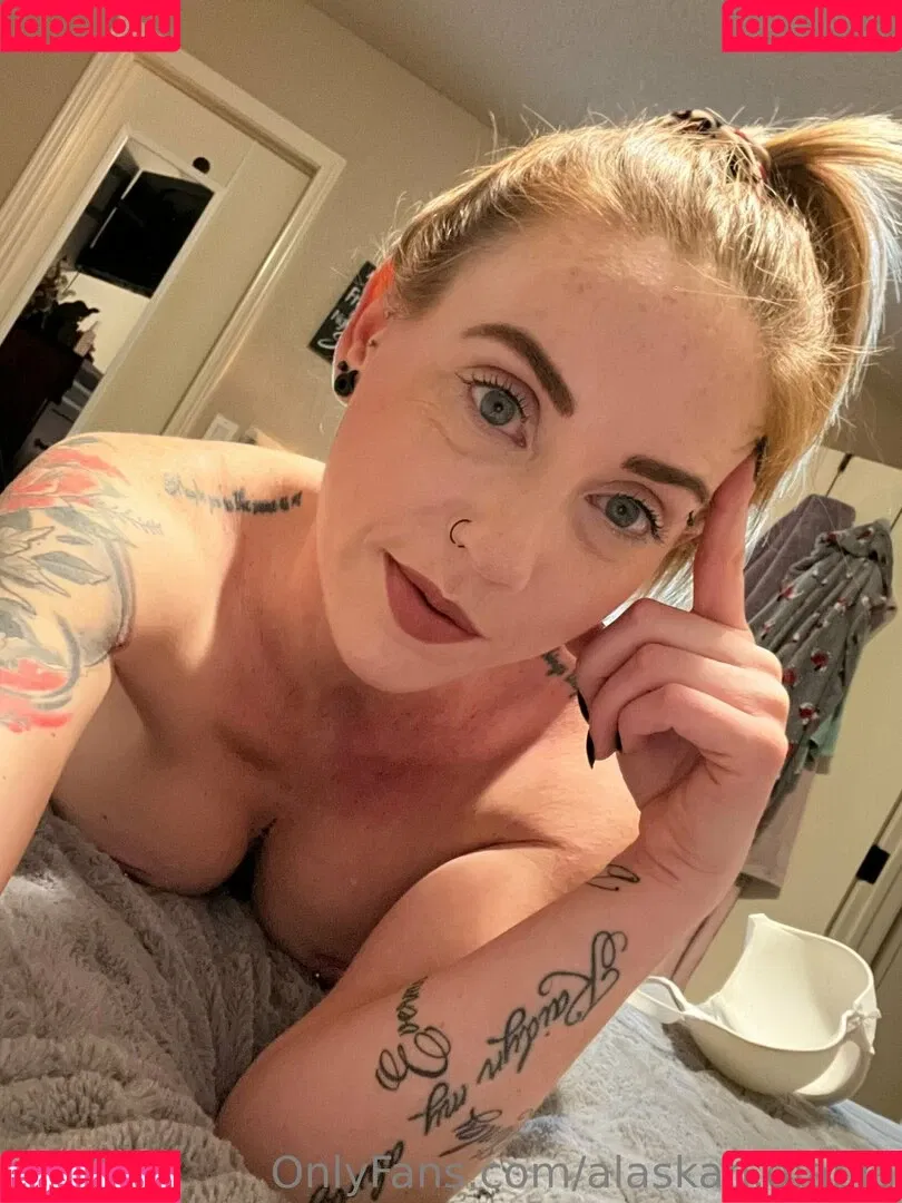alaskan.diabla Onlyfans Photo Gallery 