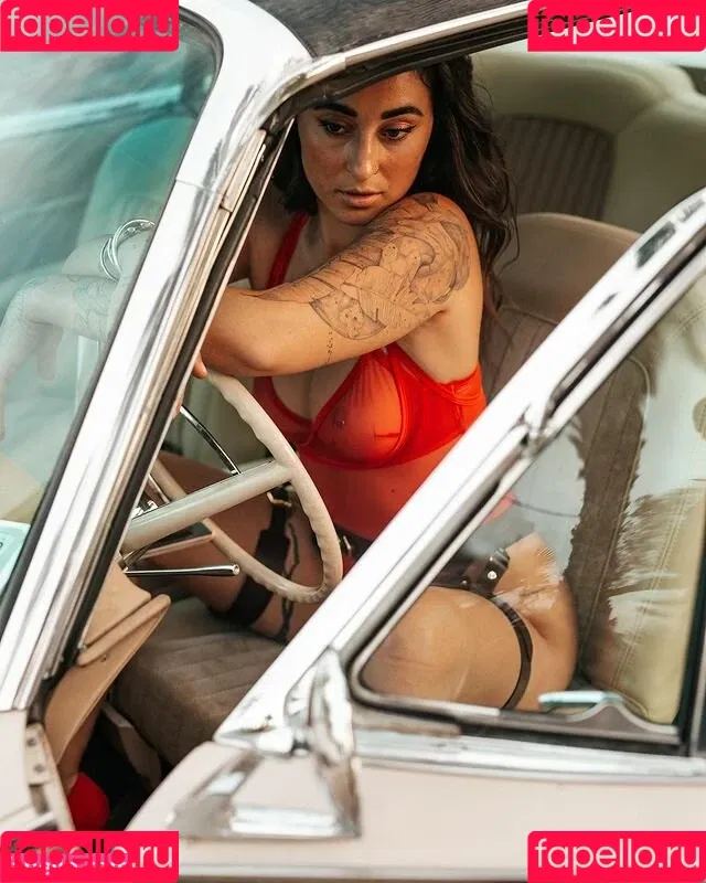 Poetiquegirl Onlyfans Photo Gallery 