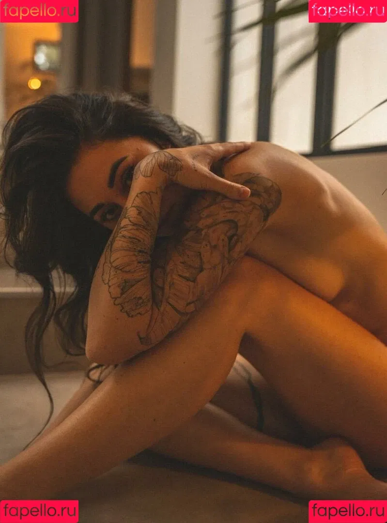 Poetiquegirl Onlyfans Photo Gallery 