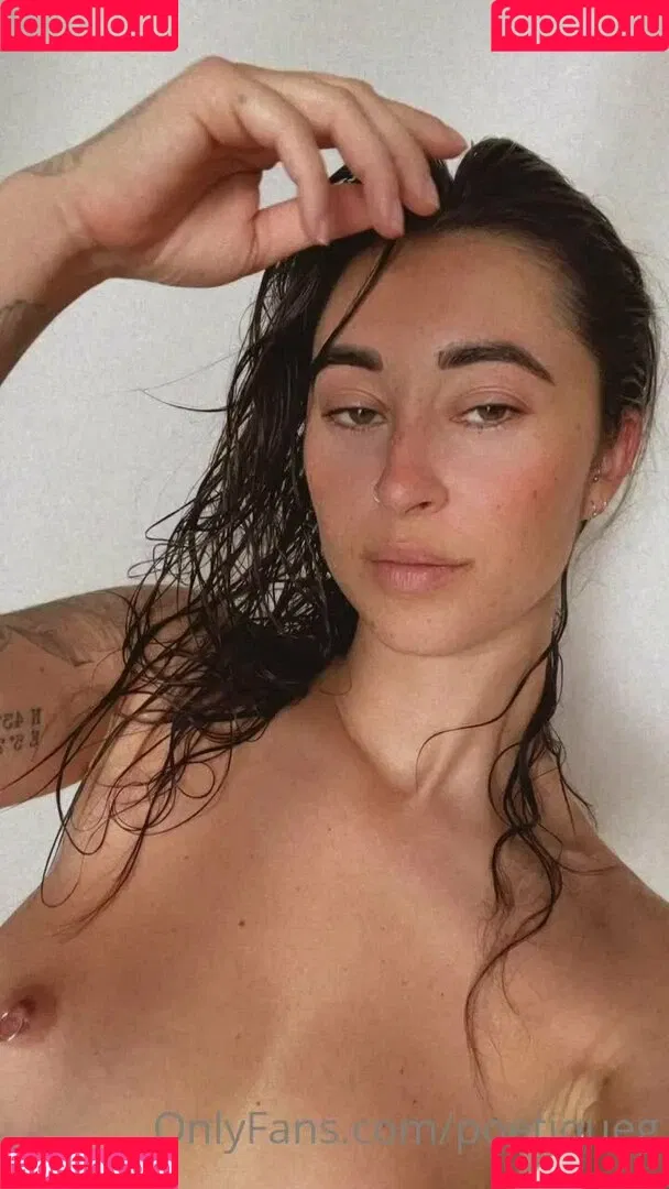 Poetiquegirl Onlyfans Photo Gallery 