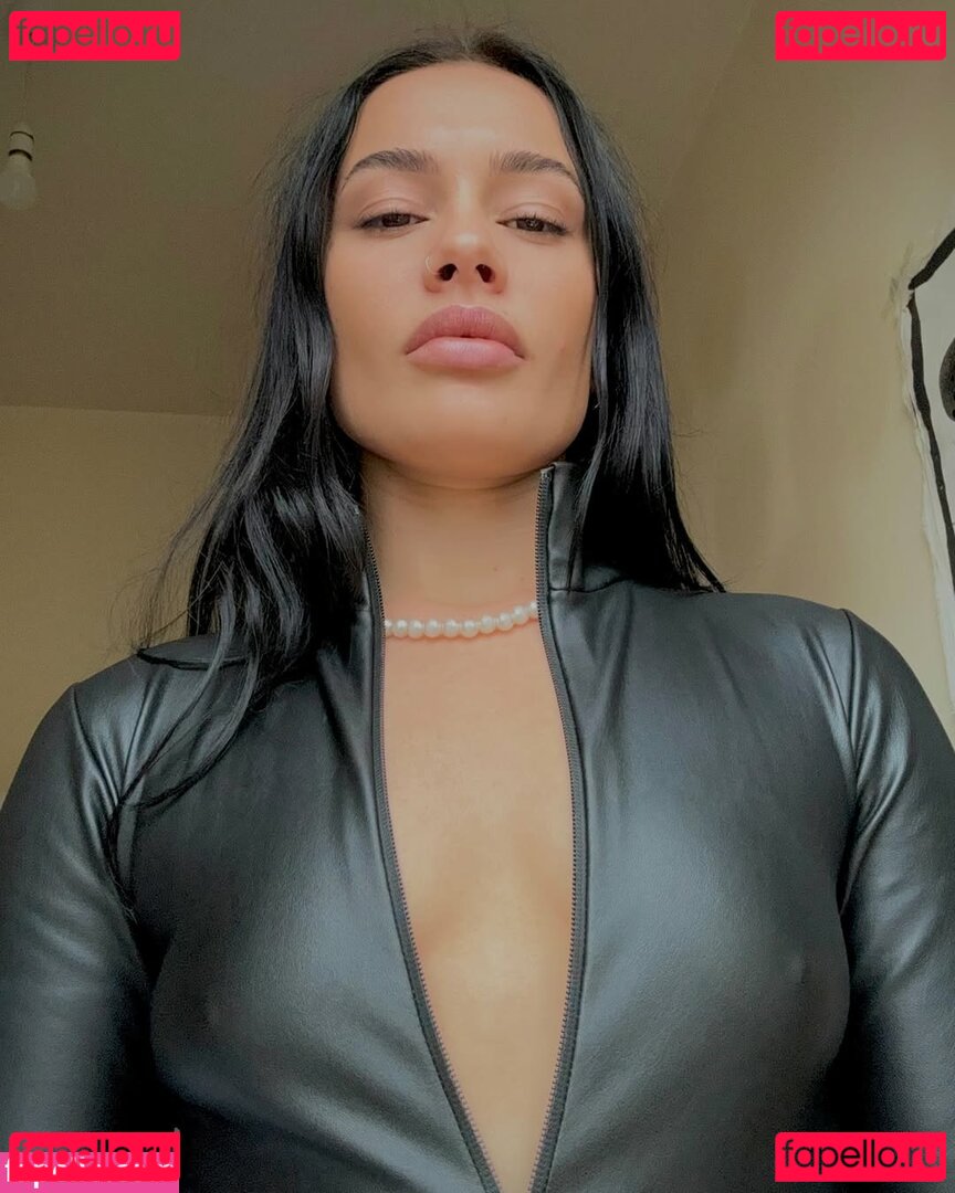 Nancy Parker Nude Onlyfans Photo 10