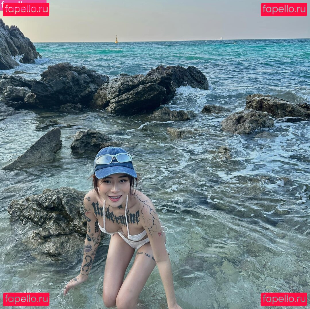 Gupgiiiiift Nude Onlyfans Photo 37