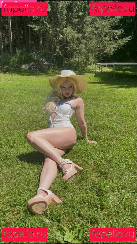 Emmy Speens Nude Onlyfans Photo 3