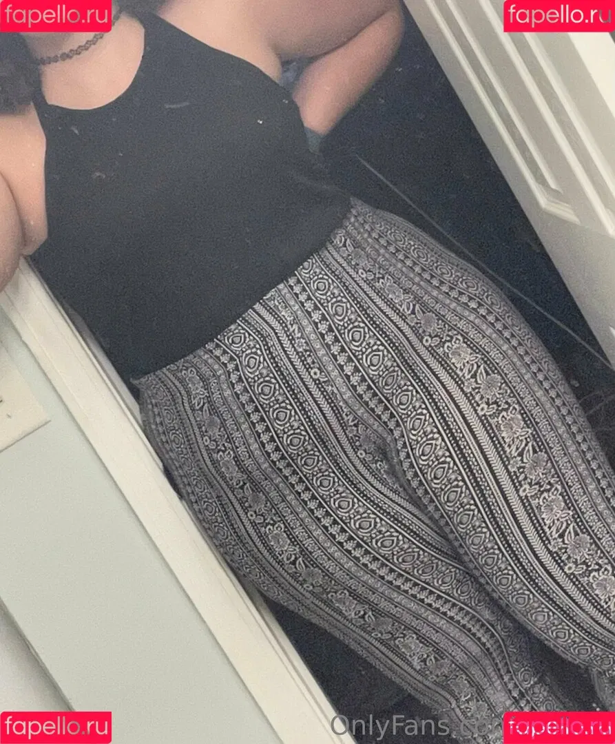 taerap Onlyfans Photo Gallery 