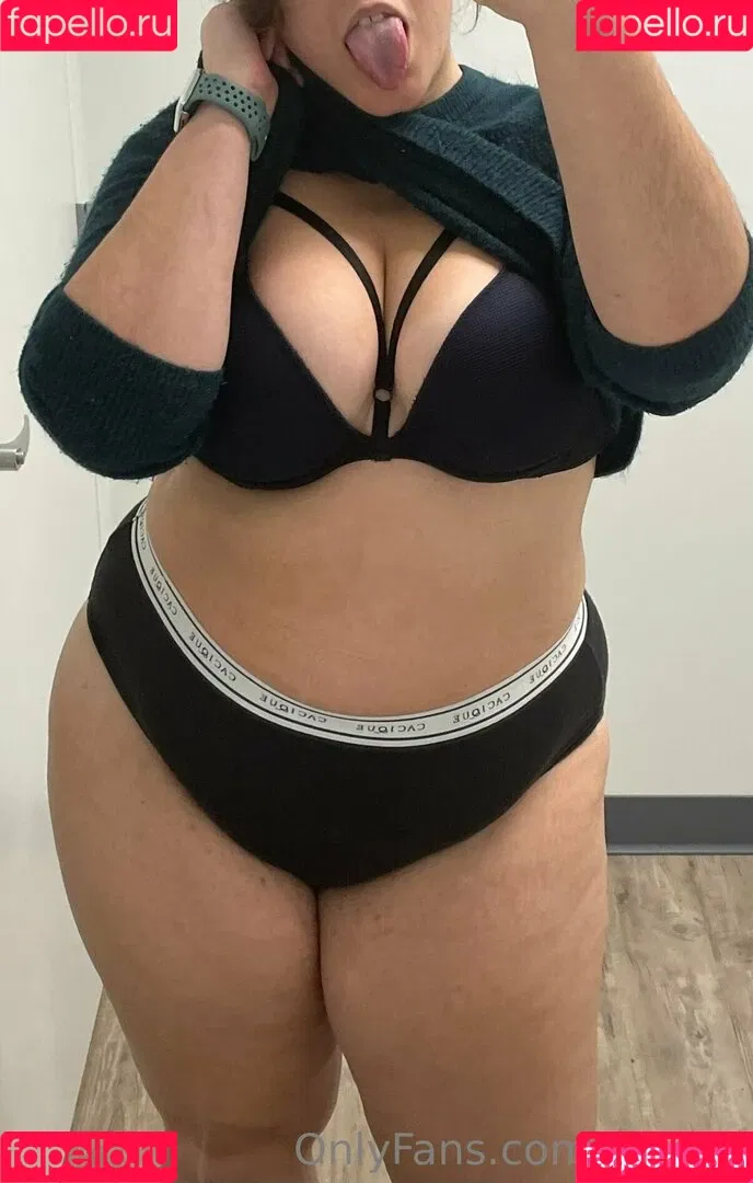 taerap Onlyfans Photo Gallery 